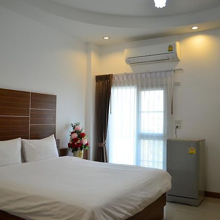 Ketsara Hotel Маха Саракхам Стая снимка