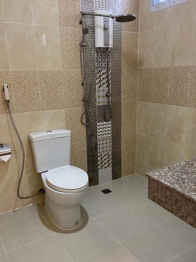 Ketsara Hotel Маха Саракхам Екстериор снимка